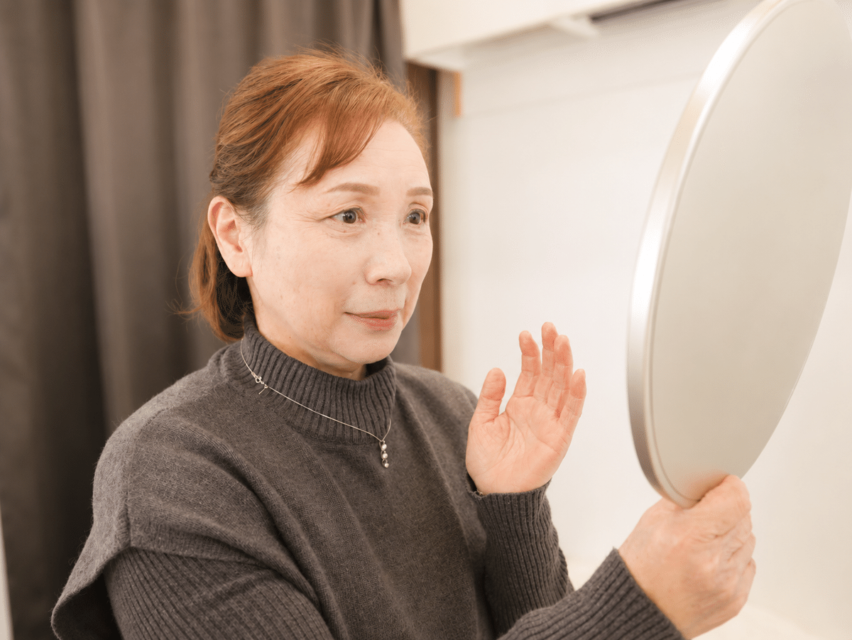 鏡の前で見せてくださった笑顔 | 仙台アートメイク
